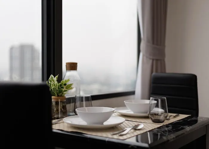 Apartment Spacious Luxury Loft Condo- Super Views! 5 Min Bts *