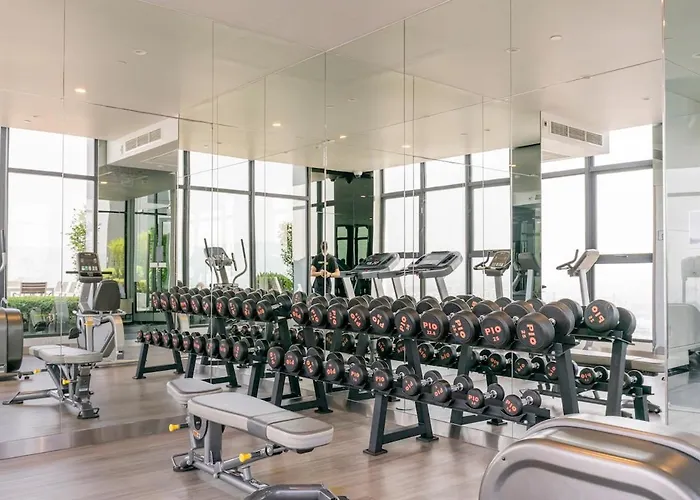 Spacious Luxury Loft Condo- Super Views! 5 Min Bts Bangkok